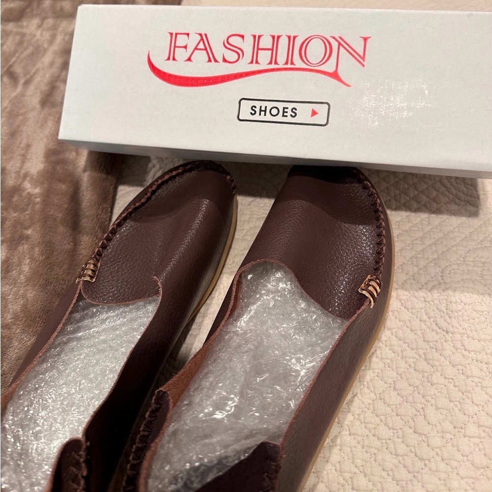 Shoes Women's Brown Slip-On Loafers